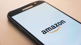Illustration for article titled Amazon Sees Palm Readers in Your Retail Shopping Future